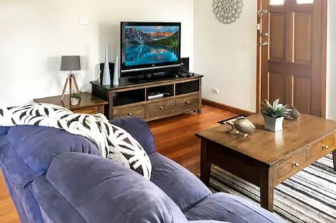 Rye Sleeps 10, Great Weekender - Mackay Tourism 0