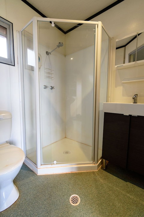 Oasis At Newman - Mackay Tourism 4