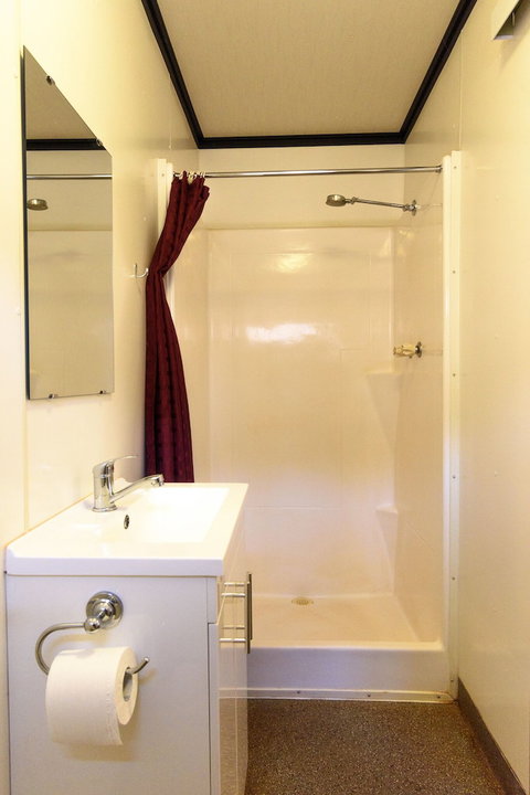 Oasis At Newman - Mackay Tourism 3