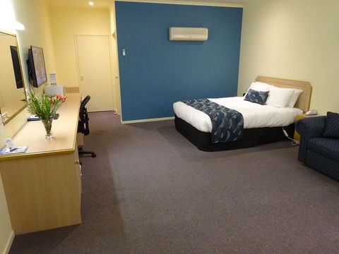 Victoria Lodge Motor Inn And Apartments - Mackay Tourism 6