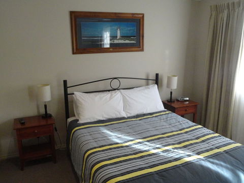 Victoria Lodge Motor Inn And Apartments - Mackay Tourism 4