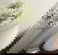 Beautiful Cottage Ocean Views Amazing Gardens 12 Minute Walk to Beach - Mackay Tourism