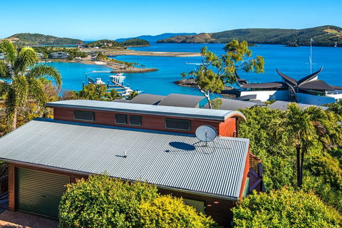 Casuarina 18 Ocean View - Mackay Tourism 3