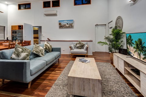 Casuarina 18 Ocean View - Mackay Tourism 6