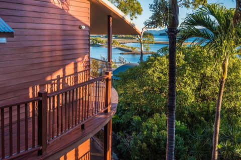 Casuarina 18 Ocean View - Mackay Tourism 1