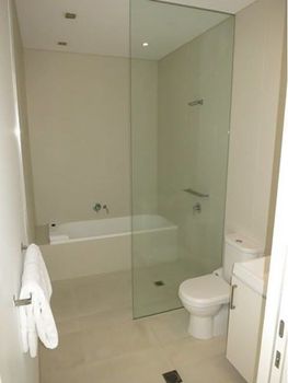 SoCal Swim Out 2 Bedroom Apartment - Mackay Tourism 2