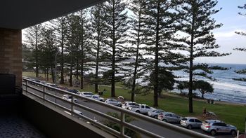 Point Break 2 Bedroom Apartment - Mackay Tourism 6