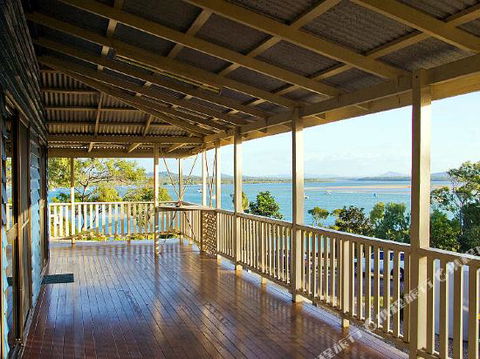 1770 Beach Accommodation Elliot Lodge - Mackay Tourism 2