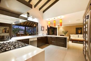 Bali Hut On Water - Mackay Tourism 2