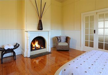 Healesville Garden Accommodation - Mackay Tourism 5