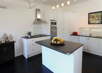 Healesville Garden Accommodation - Mackay Tourism 4