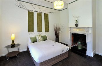 Healesville Garden Accommodation - Mackay Tourism 1