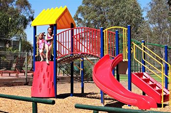 Yarraby Holiday Park - Mackay Tourism 4