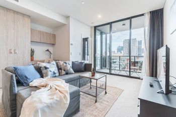 Executive Two Bedroom City Apartment With Views - Mackay Tourism 0