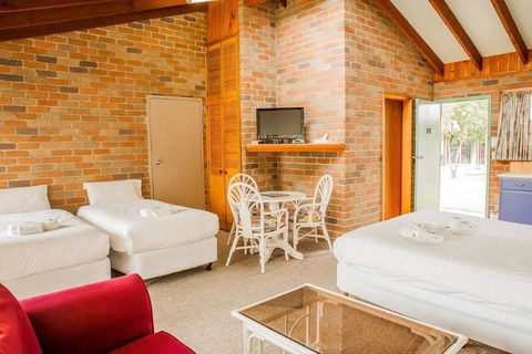 Crescent Head Resort & Conference Centre - Mackay Tourism 6