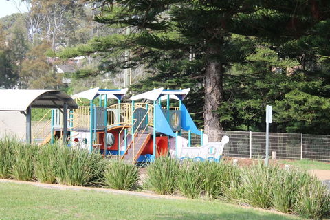 Surf Beach Family Friendly Home - Mackay Tourism 4