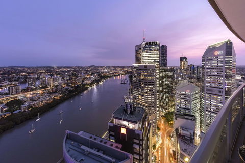 Oaks Aurora Tower - Mackay Tourism 2