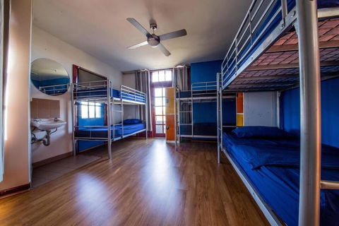 Mad Monkey Backpackers Bayswater - Mackay Tourism 5
