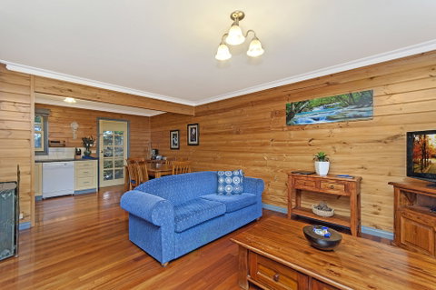 Dunes - Elegant Beach Villa With Huge Swim Spa - Mackay Tourism 4
