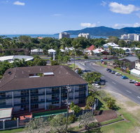 Cairns Holiday Lodge - Mackay Tourism