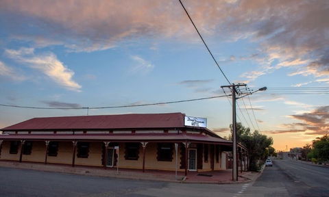 Daydream Motel And Apartments - Mackay Tourism 2