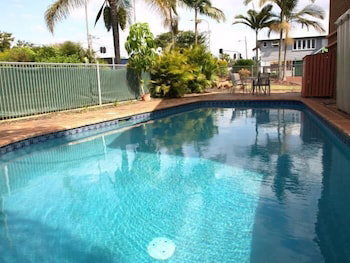 Lancaster Court Motel - Mackay Tourism 3