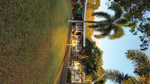 Ocean View Motel Bowen - Mackay Tourism 1