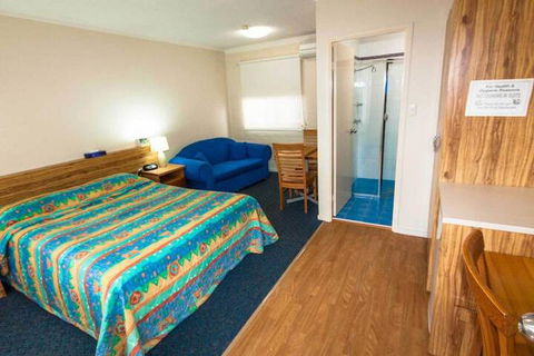 Bay Executive Motel - Mackay Tourism 3