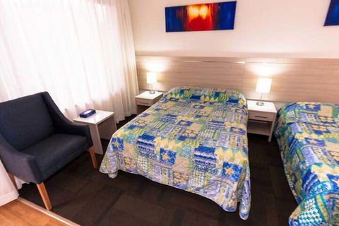 Bay Executive Motel - Mackay Tourism 2