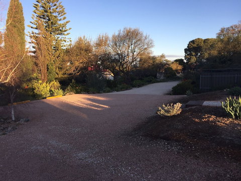 Lyreen's Apartment B&B - Mackay Tourism 2