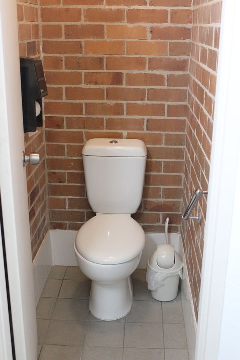 Acacia Motor Inn Armidale - Mackay Tourism 6