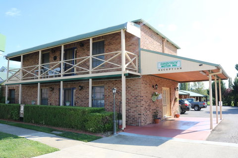 Sandstock Motor Inn Armidale - Mackay Tourism 2