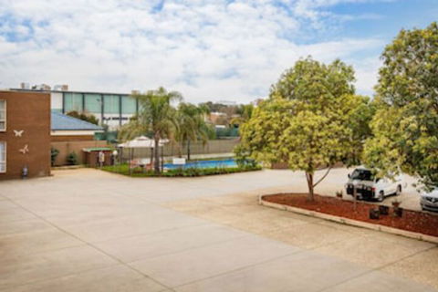 Australia Park Motel - Mackay Tourism 0