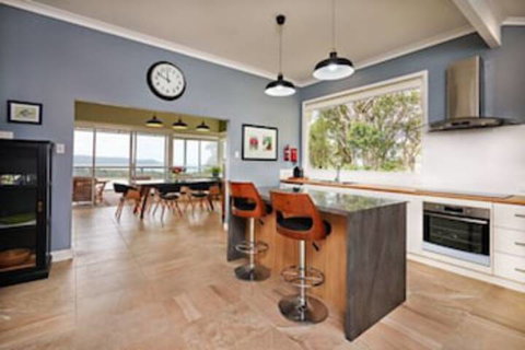 Albany Harbourside Apartments And Houses - Mackay Tourism 0