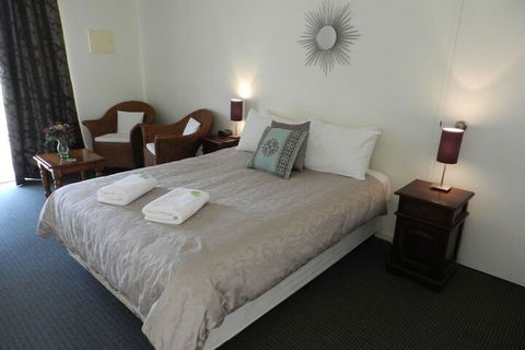 Harbourside Motel - Mackay Tourism 7
