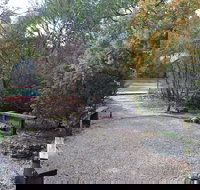 Split Point Cottages - Mackay Tourism