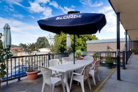 Enfield Motor Inn - Mackay Tourism 0