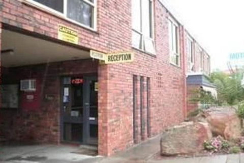 Enfield Motor Inn - Mackay Tourism 1