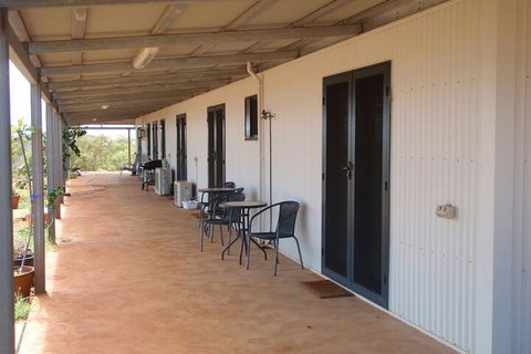 Ningaloo Bed And Breakfast - Mackay Tourism 7