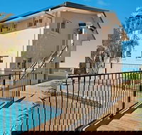 Lennox Head Beachfront Apartments - Mackay Tourism