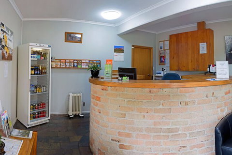 Rest Point Motor Inn - Mackay Tourism 2