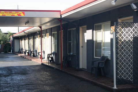 Benjamin Singleton Motel - Mackay Tourism 3