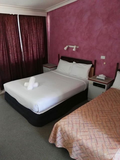 Bushmans Retreat Motor Inn - Mackay Tourism 5