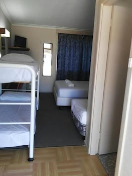 Bushmans Retreat Motor Inn - Mackay Tourism 4