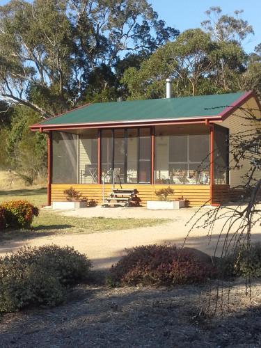 Maric Park Cottages - Mackay Tourism 1