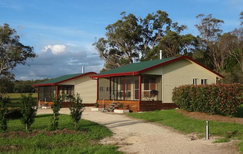 Maric Park Cottages - Mackay Tourism 6