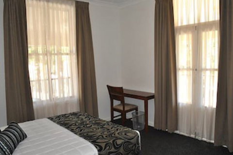 Heritage River Motor Inn - Mackay Tourism 7