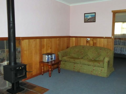 Platypus Park Country Retreat - Mackay Tourism 4