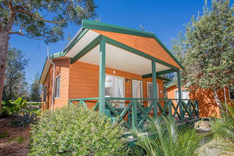 BIG4 Moruya Heads Easts Dolphin Beach Holiday Park - Mackay Tourism 1