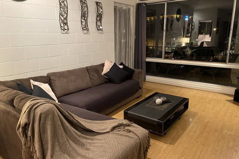 Apartment On Tennyson - Mackay Tourism 4